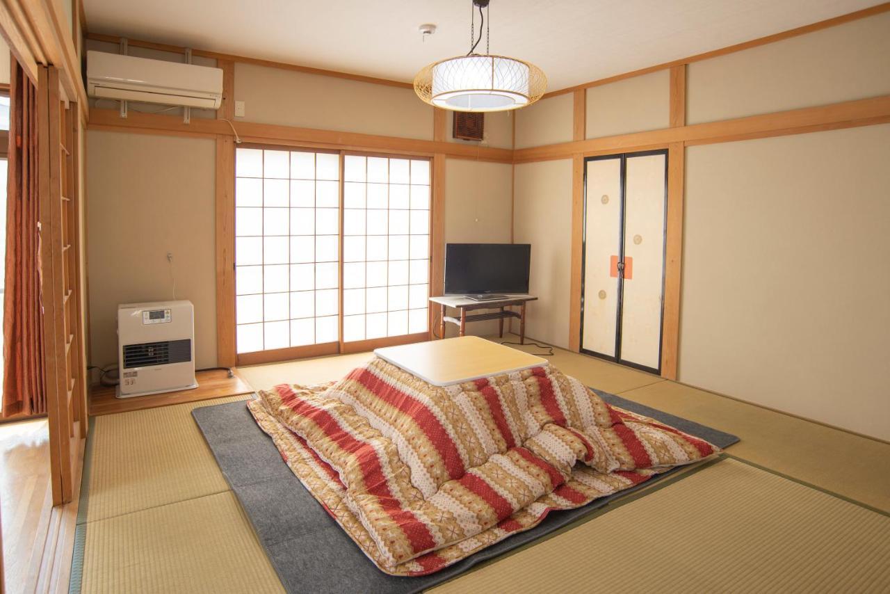 Kusatsu Onsen Eidaya Buitenkant foto