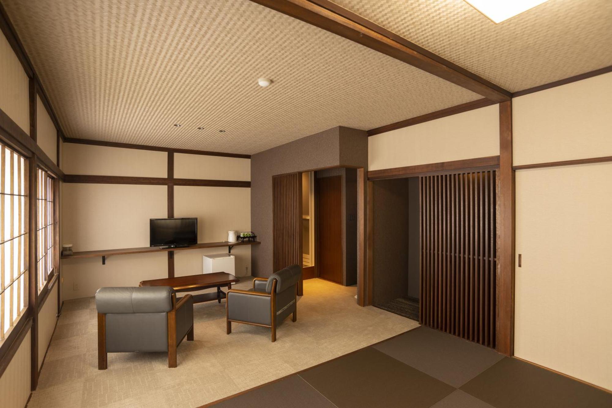 Kusatsu Onsen Eidaya Buitenkant foto